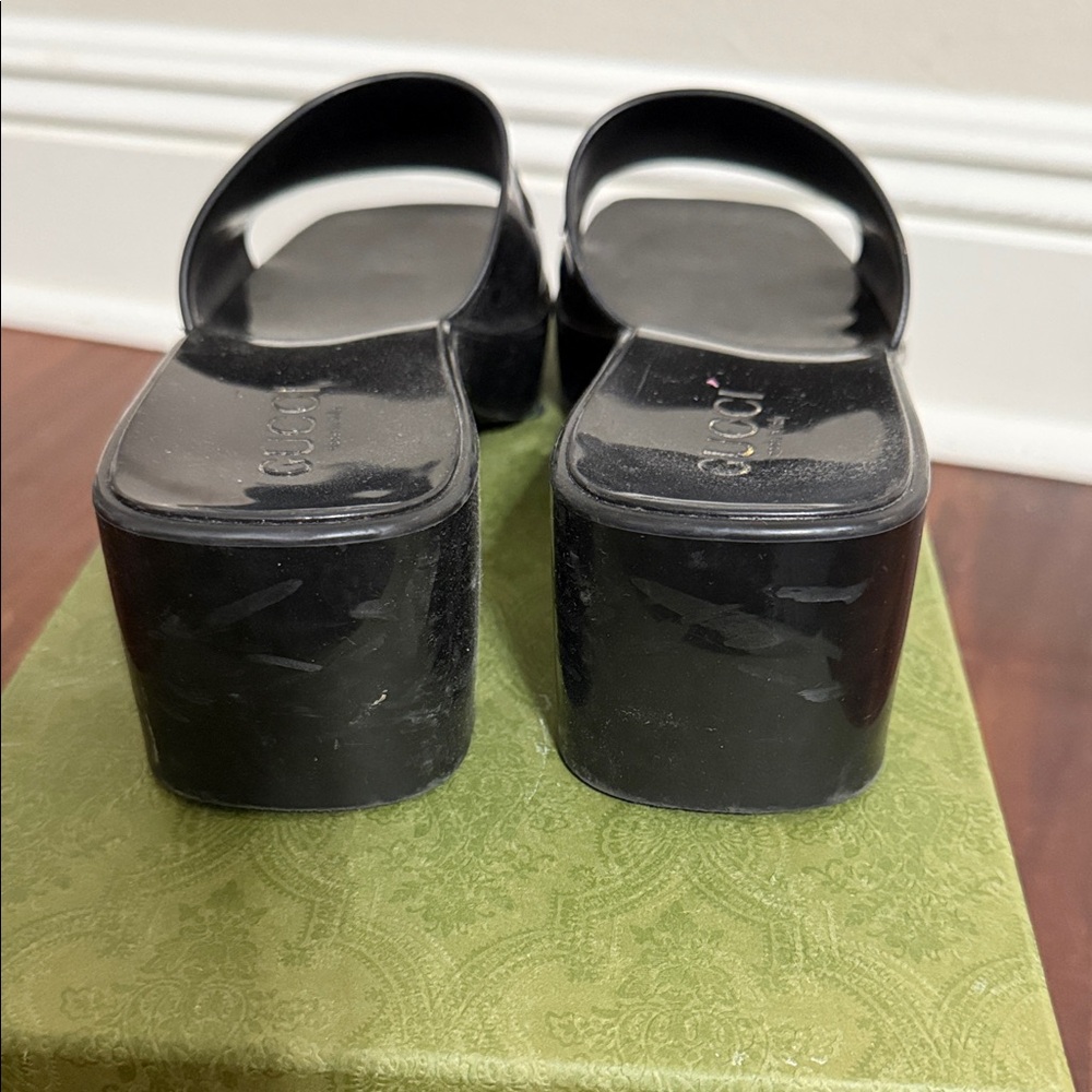 Gucci Glossy Black Slide Sandals - Picture 6 of 13